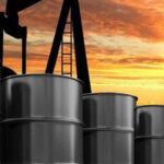 عالمی مارکیٹ میں تیل کی قیمتیں گرنے سے پیٹرول کی قیمت میں بھی کمی کا امکان