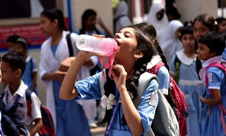 پنجاب میں اسکول یکم اپریل سے کھلیں گے، صوبائی وزیر تعلیم