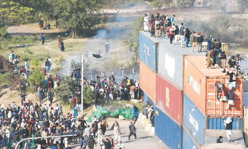 عمران خان کی نااہلی پر احتجاج ، فیصل جاوید سمیت کئی پی ٹی آئی رہنمائوں پر فرد جرم عائد پی ٹی آئی