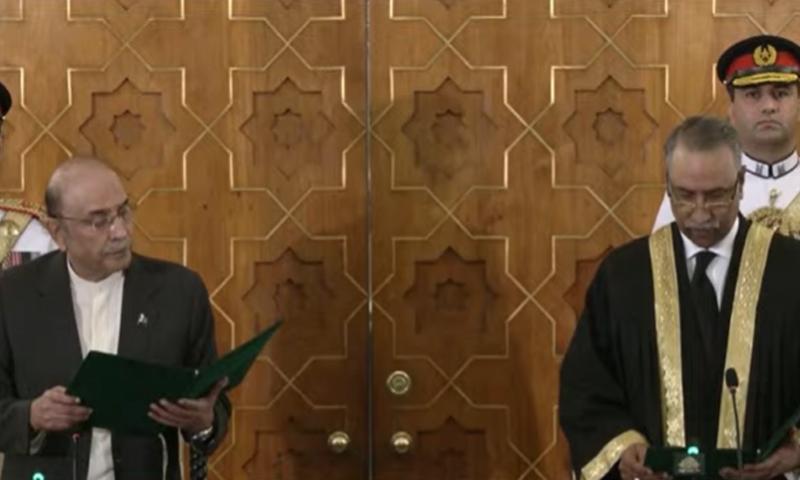 جسٹس سردار سرفراز ڈوگر نے چیف جسٹس اسلام آباد ہائیکورٹ کے عہدے کا حلف اٹھا لیا سردار سرفراز ڈوگر