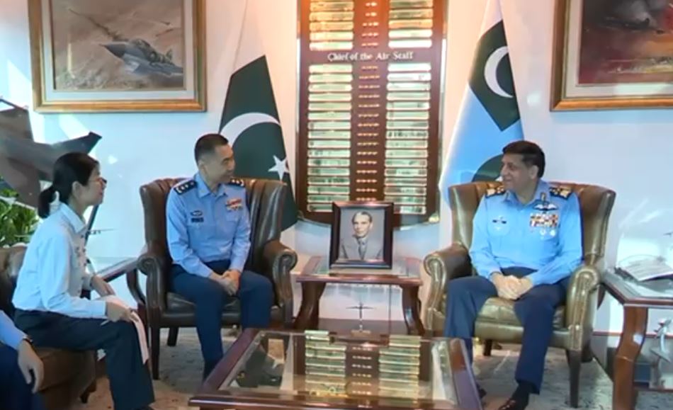 چینی فضائیہ کے چیف آف اسٹاف کا ایئر ہیڈکوارٹرز کا دورہ