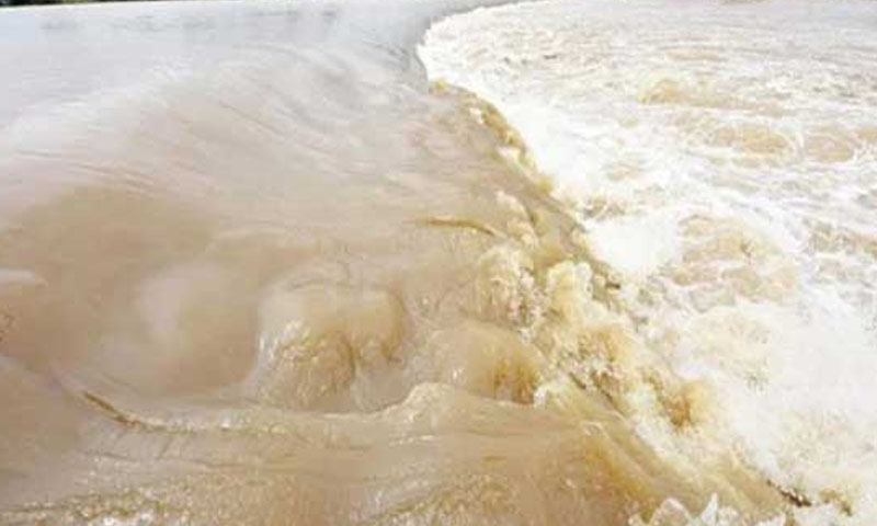 دریائے ستلج میں سیلاب کا 27 سالہ ریکارڈ ٹوٹ گیا، چھوٹی بڑی آبادیوں کا زمینی رابطہ منقطع