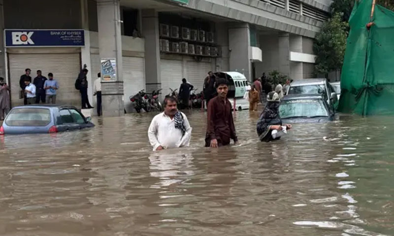 ملک بھر میں بارشوں کی وارننگ! لینڈ سلائیڈنگ اور نشیبی علاقوں کے زیرآب آنے کا خدشہ بارشوں کی وارننگ