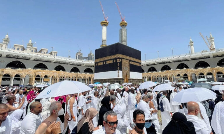 عازمین حج کیلئے کرایوں میں اضافہ نہیں کیا جائے گا ، وزیر مذہبی امور