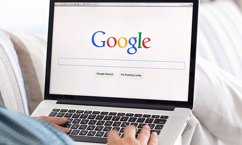 خبردار! گوگل پر یہ چیزیں کبھی تلاش نہ کریں