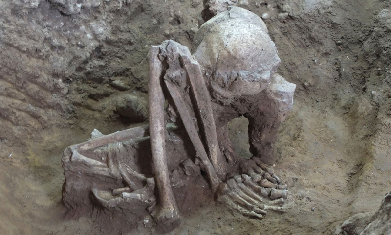 سائنسدانوں نے 12 ہزار سال پرانے انسانی ڈھانچے دریافت کر لیے 12 ہزار سال پرانے انسانی ڈھانچے