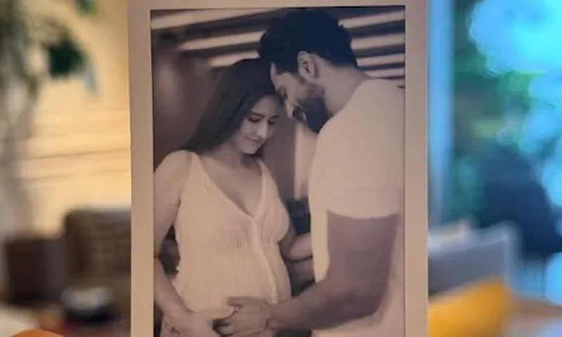 کترینہ کیف اور وکی کوشل نے ننھے مہمان کی آمد