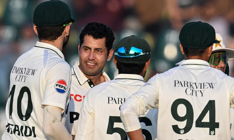 راولپنڈی ٹیسٹ کے دوسرے دن کا کھیل ختم، جنوبی افریقہ مشکلات کا شکار،185 رنز پر4 آئوٹ Test mach