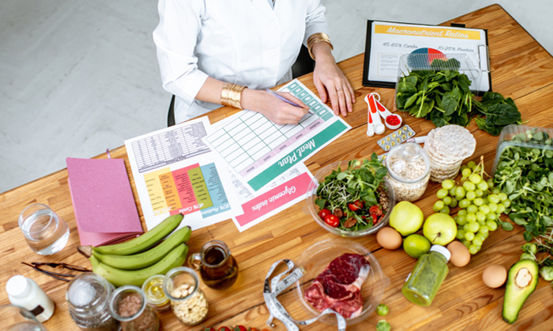 خواتین میں کیٹو ڈائیٹ کے دماغی فوائد اور اثرات