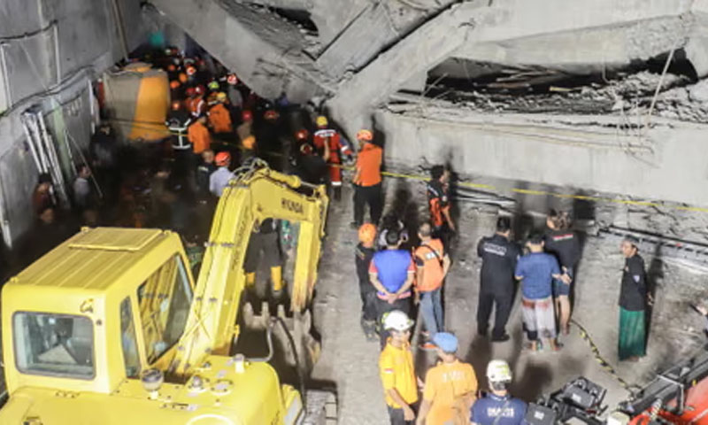 indonesia school collapse