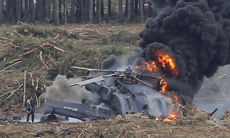 روس میں ہیلی کاپٹر گر کر تباہ، 4 افراد ہلاک اور 3 زخمی Russia Helicopter Crash