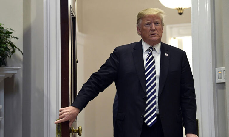 ٹرمپ نے مزید 20 ممالک کے شہریوں پر امریکا کے دروازے بند کر دیے