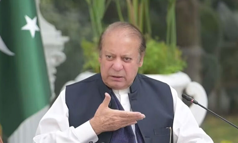 پیٹرولیم مصنوعات کی قیمتوں میں کمی، نواز شریف کی مداخلت کام کر گئی