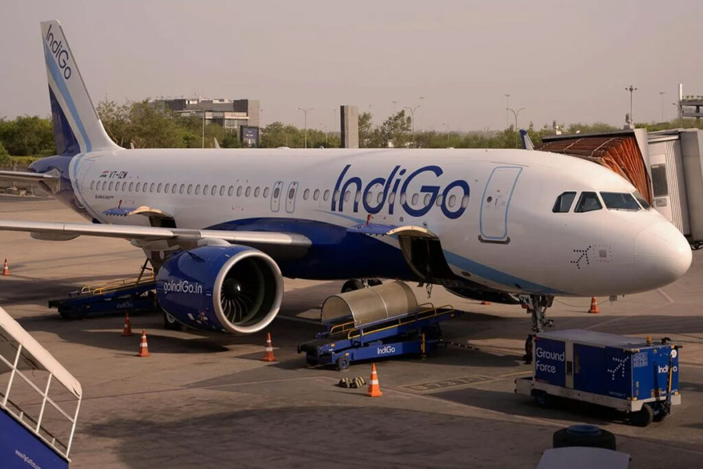 انڈیگو ایئرلائن کا بڑا بحران، بھارت میں 1200 سے زائد پروازیں منسوخ IndiGo Airlines