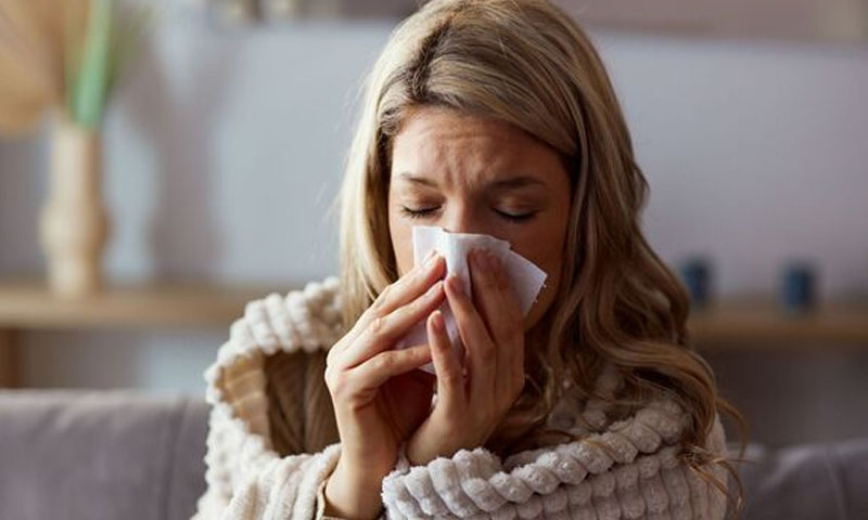 سپر فلو کے کیسز میں اضافہ، علامات کے بارے میں اہم معلومات