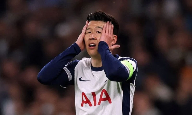 فٹبال اسٹار سے کروڑوں کا بھتہ وصول کرنے والی خاتون کو قید کی سزا