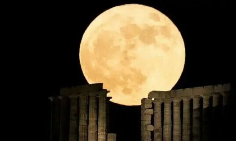 رواں سال کا آخری سپر مون 4 دسمبر کو نظر آئے گا Super Moon