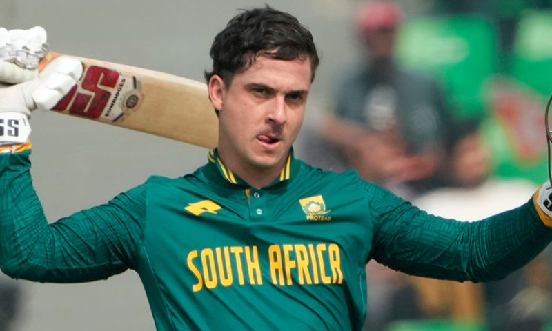 جنوبی افریقا کے بلے باز میتھیو بریٹزکی نے ون ڈے کرکٹ میں تاریخ رقم کر دی matthew breetzke
