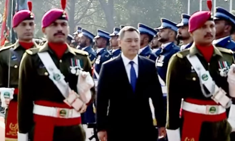 کرغزستان کے صدر کی وزیراعظم ہاؤس آمد ، گارڈ آف آنر پیش کیا گیا kyrgyzstan president