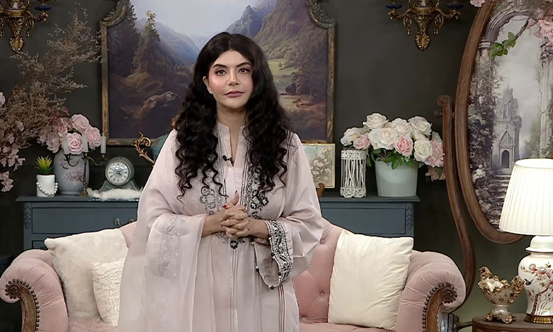 ندا یاسر کے نئے ہیئر اسٹائل نے سوشل میڈیا پر ہنگامہ مچا دیا