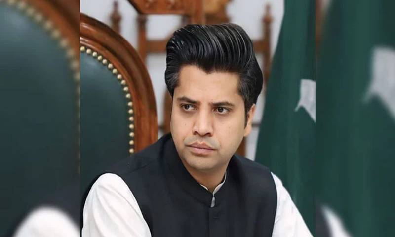 وفاق کا بیان بے بنیاد ، تیراہ سے لوگ آپریشن کے باعث انخلاء کر رہے ہیں ، شفیع جان khyber pakhtunkhwa