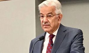 ملک میں بھیک مانگنا منظم اور منافع بخش کاروبار بن چکا ہے، وزیر دفاع