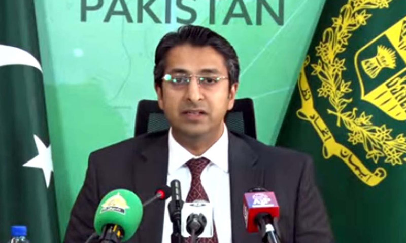 پیٹرول پر 50 فیصد کٹ کی خبر بے بنیاد، قیمتوں میں ردوبدل 8 مارچ کو ہوگا، رانا احسان افضل