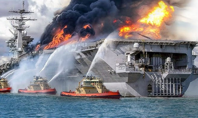 امریکی بحری بیڑے جہاز جیرالڈ فورڈ پر آگ، عملے کو شدید مشکلات کا سامنا
