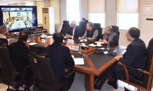 پٹرولیم سپلائی مستحکم، عالمی قیمتوں میں کمی کا فائدہ عوام تک پہنچانے پر زور