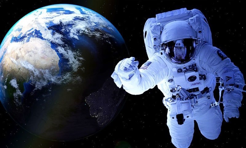 چاند کی جانب انسان کی تاریخی واپسی، 50 سال بعد نئی خلائی دوڑ کا آغاز