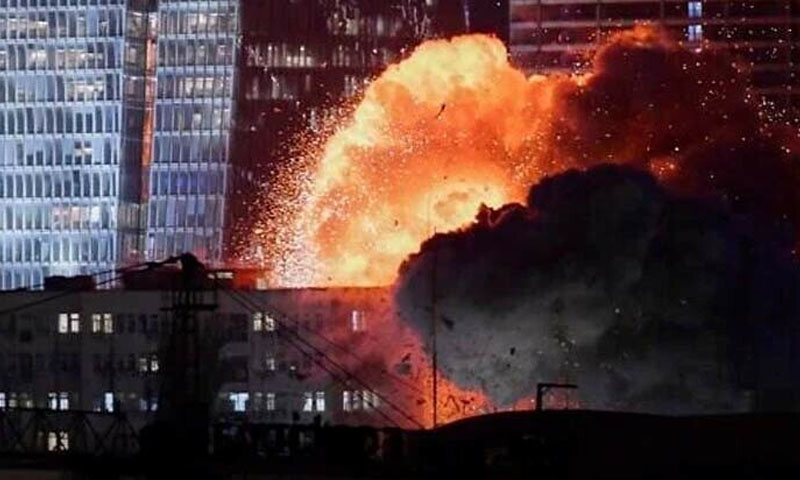 علی لاریجانی کی شہادت کے بعد ایران کا اسرائیل پر بھرپور حملہ، بڑی تباہی مچا دی