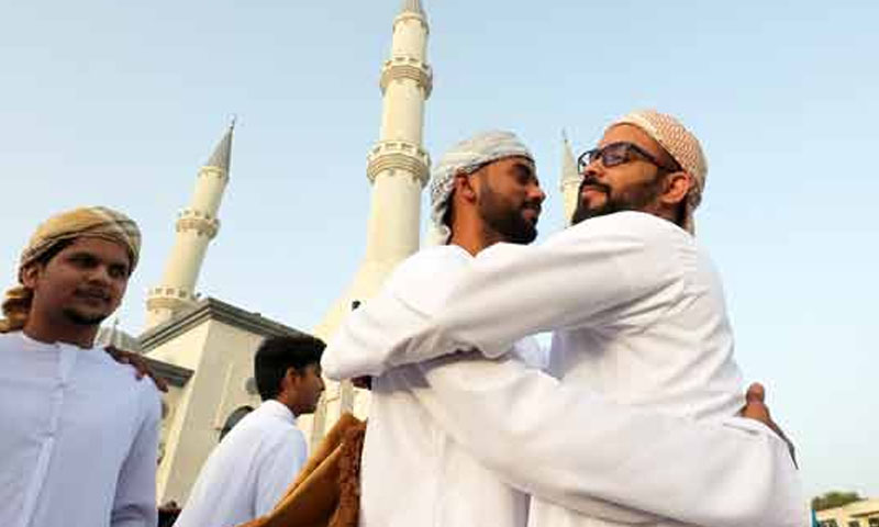 سعودی عرب سمیت دنیا کے کئی ممالک میں آج عیدالفطر منائی جا رہی ہے