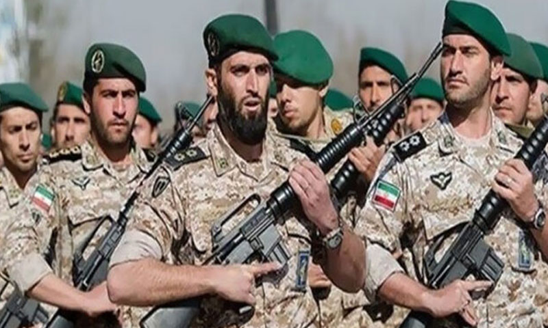 اگر امریکا میں ہمت ہے تو اپنے جہاز خلیج فارس میں لے آئے، ایران