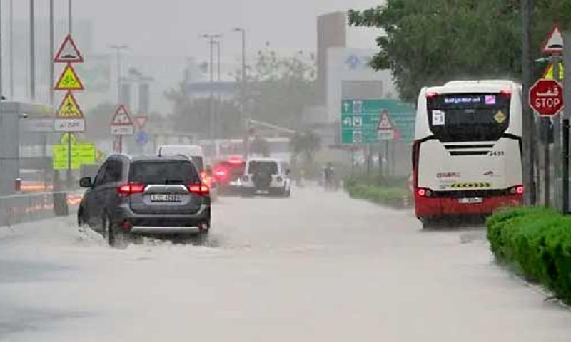 متحدہ عرب امارات میں مزید بارشوں کا الرٹ جاری