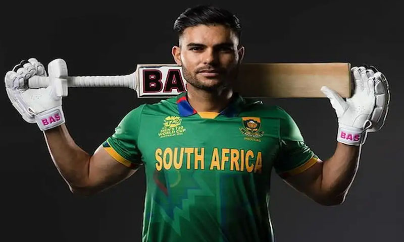 جانسن چارلس کی جگہ ریزا ہینڈرکس کراچی کنگز کا حصہ بن گئے