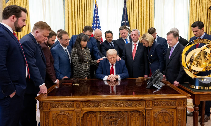 ٹرمپ کے لیے وائٹ ہاؤس کے اوول آفس میں خصوصی دعا