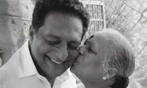 معروف بھارتی اداکار پرکاش راج کی والدہ چل بسیں