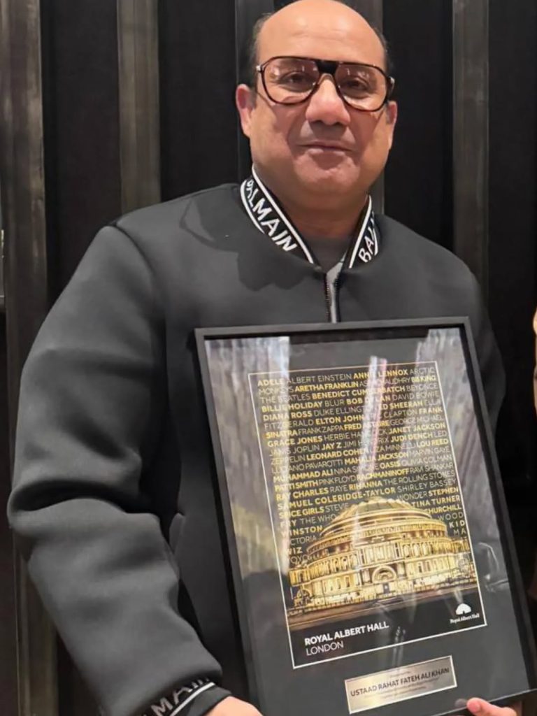 راحت فتح علی خان