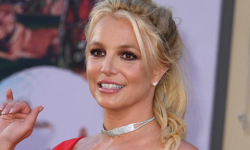 امریکی گلوکارہ برٹنی سپیئرز گرفتار، اگلے دن رہا