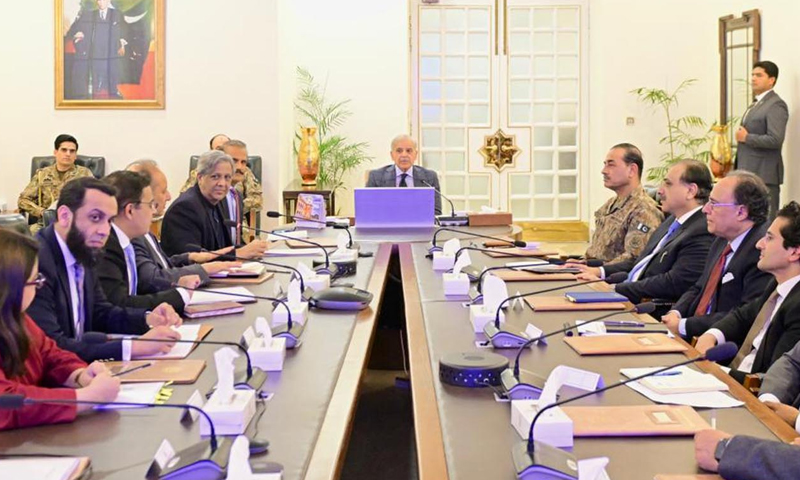 وزیراعظم  کی عوام سے پیٹرول اور ڈیزل کی بچت کے اقدامات کو اپنانے کی اپیل