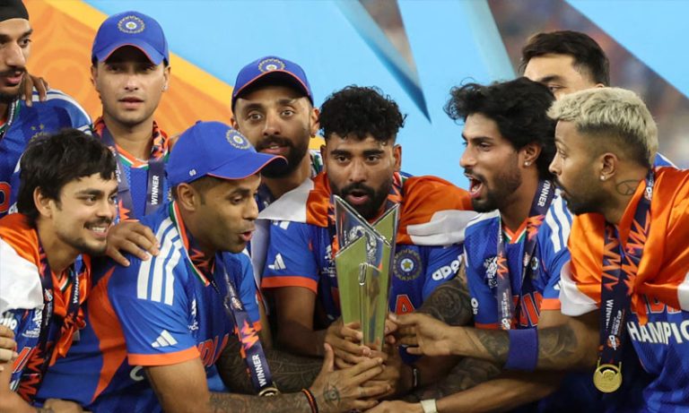 ورلڈ کپ جیتنے پر بھارتی بورڈ نے ٹیم کیلئے کتنی انعامی رقم کا اعلان کیا؟