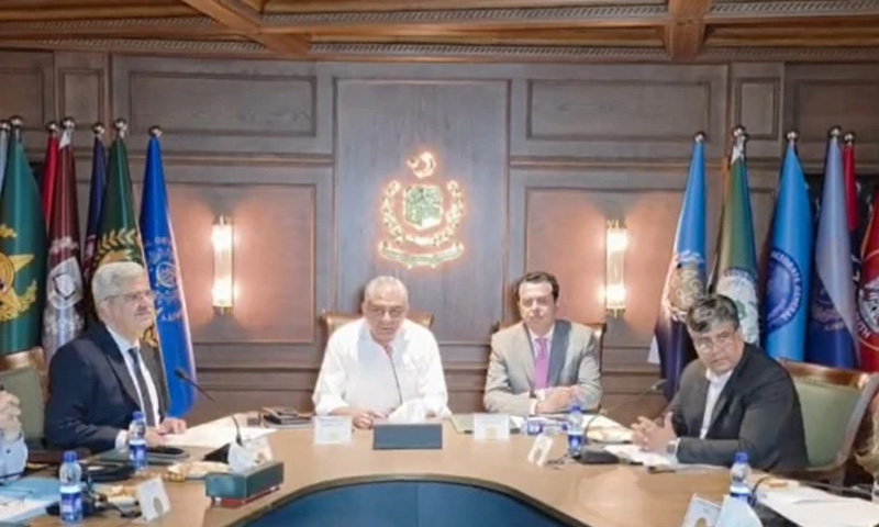 وفاقی حکومت کا اسپین میں غیر قانونی تارکین وطن کو قانونی حیثیت دینے کے لیے اہم فیصلہ