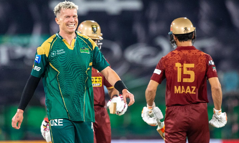 پی ایس ایل 11، حیدر آباد کی جارحانہ بیٹنگ، ملتان کو بڑا ہدف دے دیا