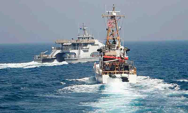 ایران نے آبنائے ہرمزمیں اسرائیلی جہاز سمیت دو بحری جہاز قبضےمیں لے لئے