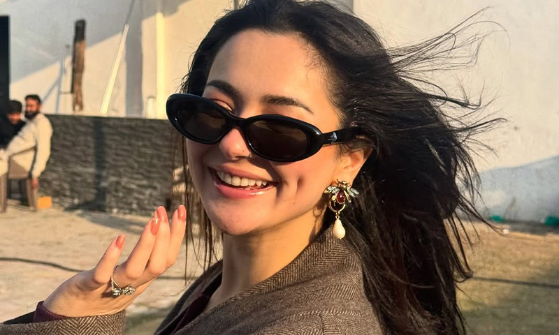 ہانیہ عامر نے اپنی زندگی کے سفر پر جذباتی نظم لکھ دی، مداح حیران