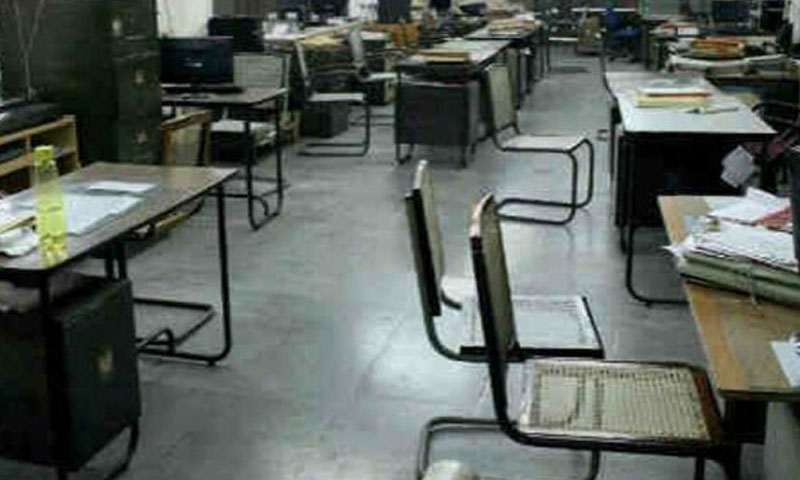 ملائیشیا ، سرکاری ملازمین کو 15 اپریل سے گھروں سے کام کرنے کی ہدایت