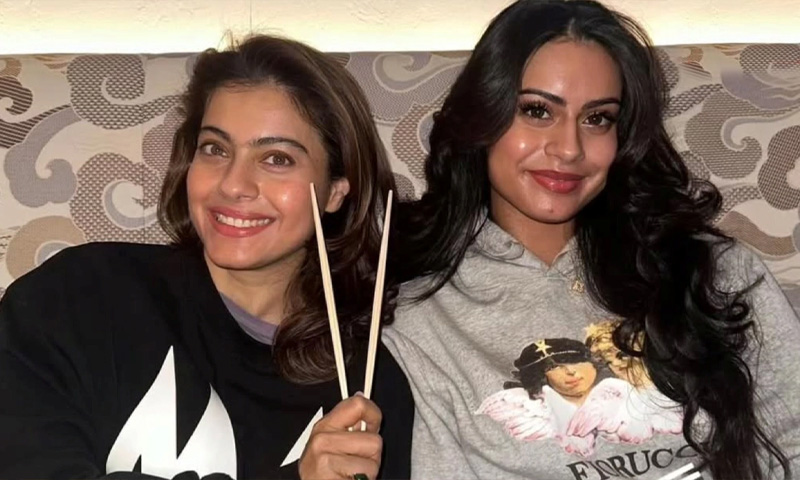 کاجول نے بیٹی کے ساتھ تعلقات کے مشکل دور کی کہانی بیان کردی