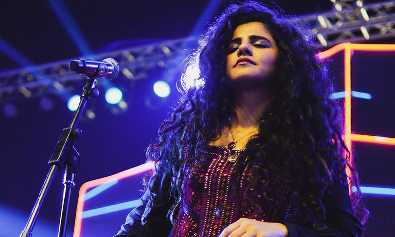 قرۃ العین بلوچ کا شادی سے متعلق متنازع بیان، سوشل میڈیا پر نئی بحث چھڑ گئی