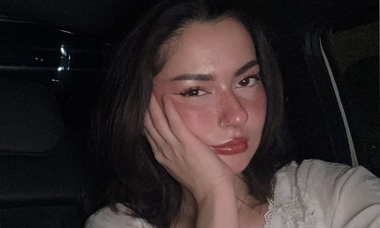 تنقید کرنے والے صارف کو ہانیہ عامر کا دلچسپ و مزاحیہ جواب وائرل