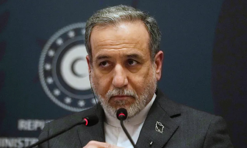 ایرانی بندرگاہوں کی ناکہ بندی جنگ بندی کی خلاف ورزی ہے، ایرانی وزیرخارجہ